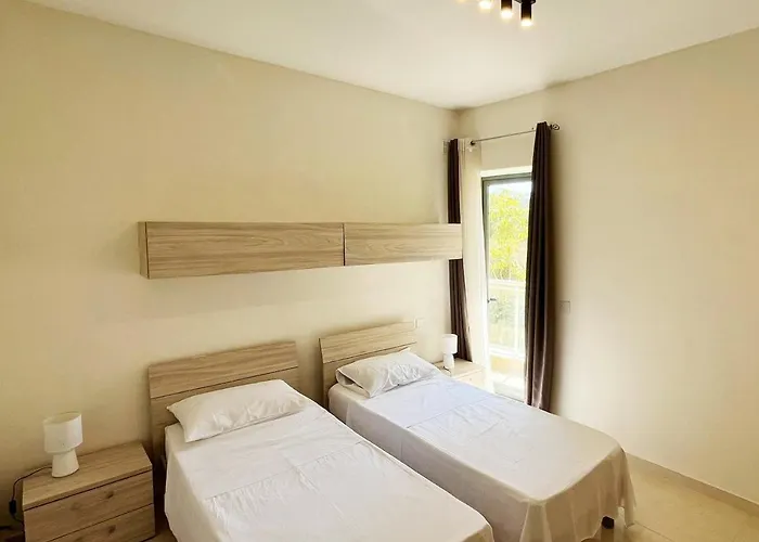 Monita 113, Seaside With Access To Pool And Pleasant Views *